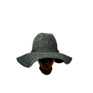 Women's Wide Brim Floppy Sun Hat With Ribbon Band